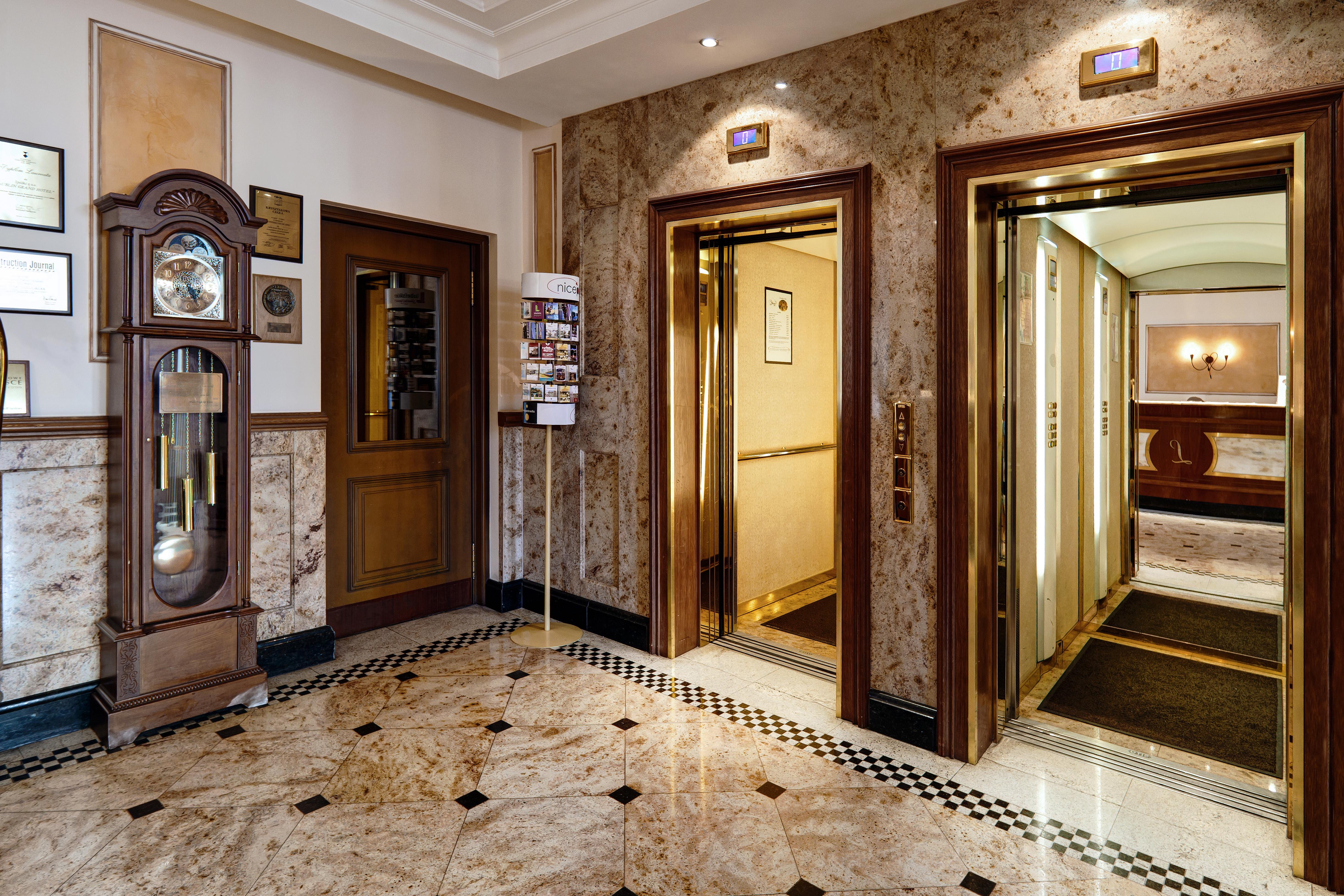 Ibb Hotel Grand Hotel Lublin Interior foto